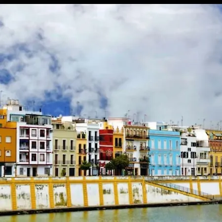 Apartamento Maravilloso ático Puente De Triana Sevilha