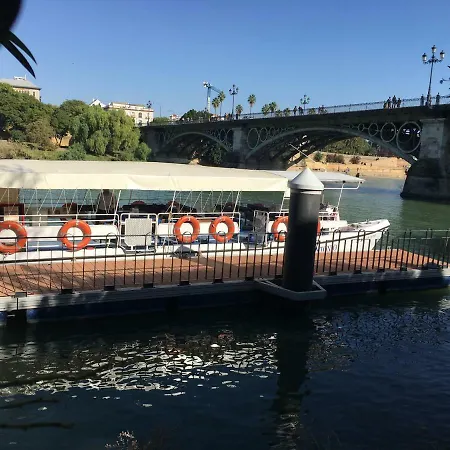 Maravilloso ático Puente De Triana * Sevilha