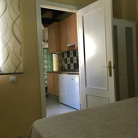 Maravilloso ático Puente De Triana Apartamento *